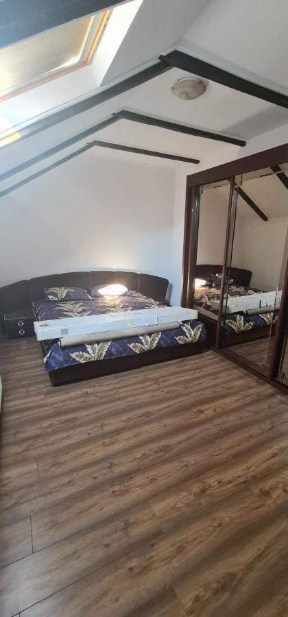 La Ovi Hotel Fagaras Luaran gambar